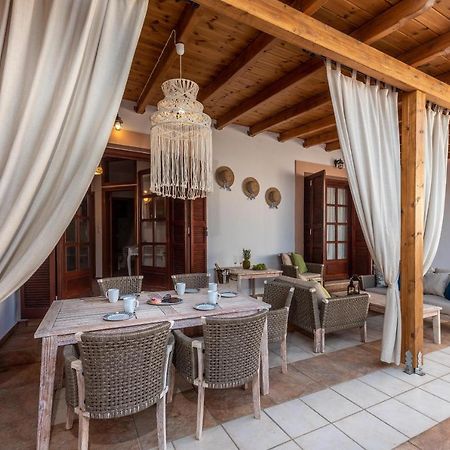 Vila Casa Aestas Lakhania Exteriér fotografie