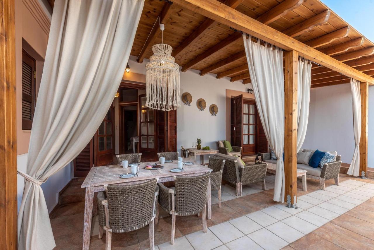 Vila Casa Aestas Lakhania Exteriér fotografie