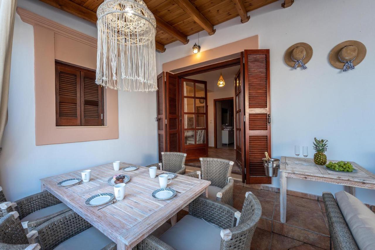 Vila Casa Aestas Lakhania Exteriér fotografie